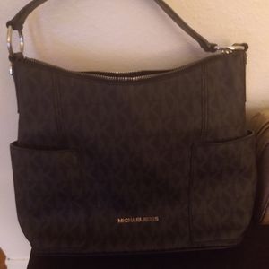 Michael kors purse